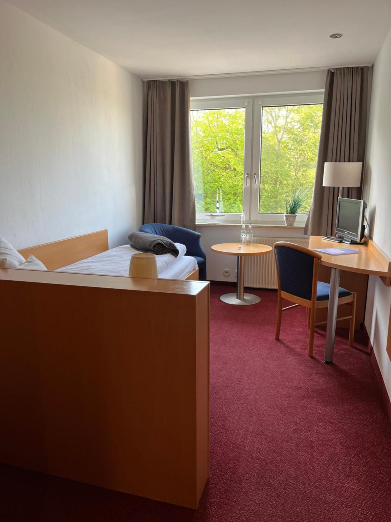 Kirchspielkrug Landhotel & Restaurant ヴェスターヘーヴァー 部屋 写真